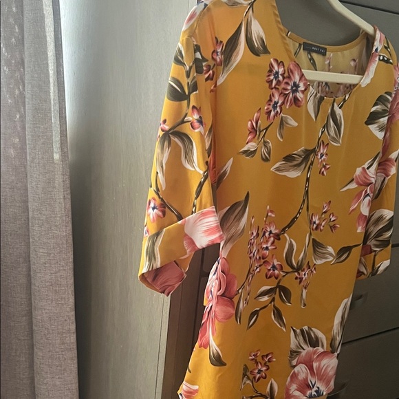 Nine West Mustard Floral Blouse - Picture 4 of 4